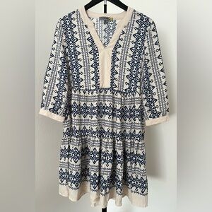 ✨ “Coastal Breeze Boho Tunic Dress – Effortless Blue & Cream Beauty” ✨ (Sz M)